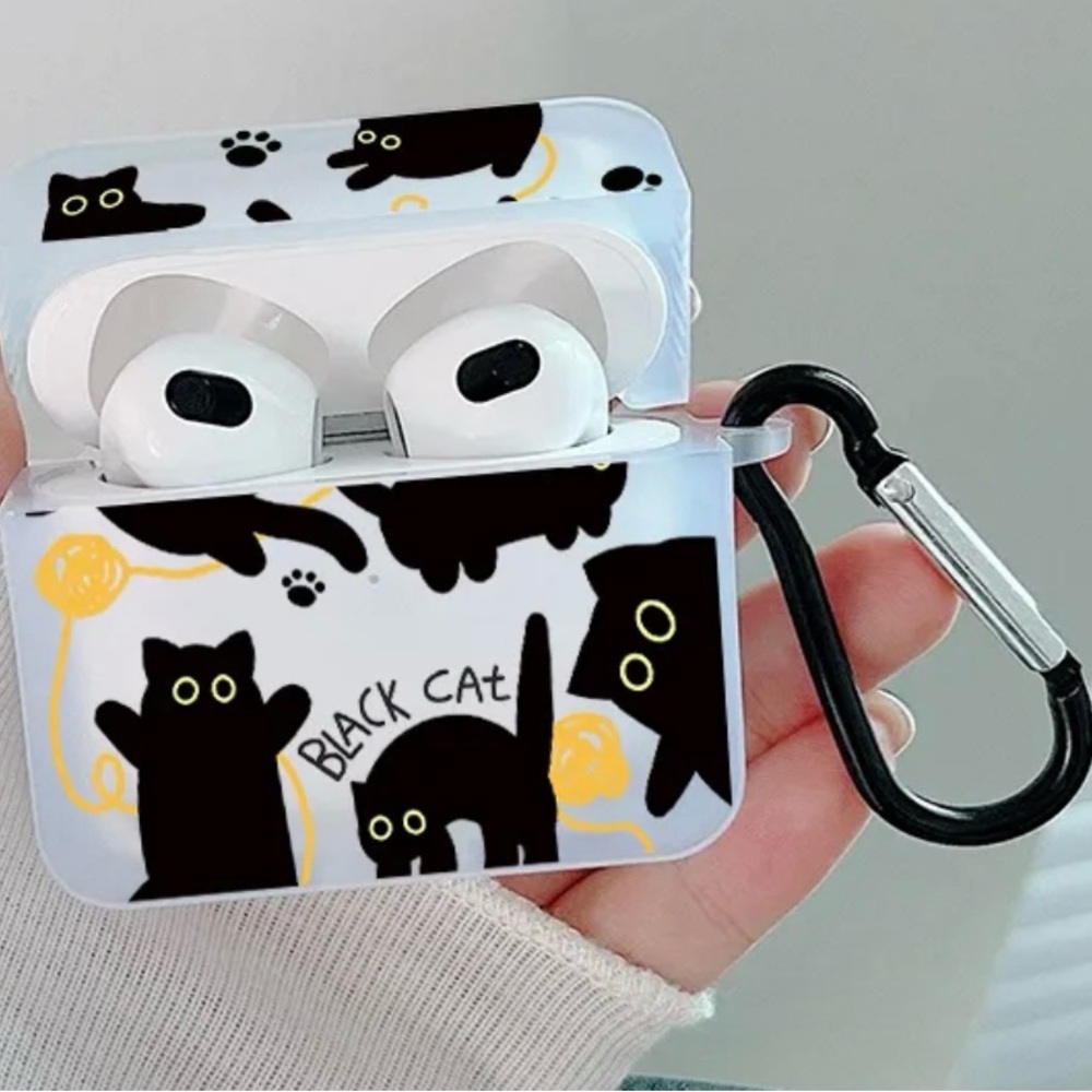Black Cat AirPods 3 Case with Carabiner